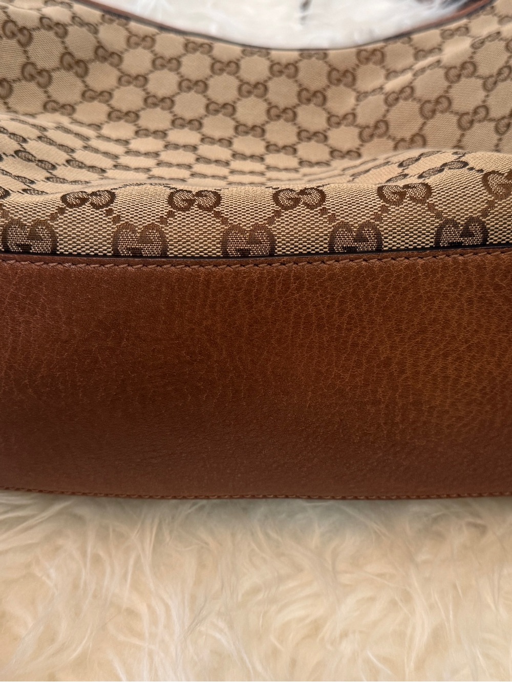 Gucci Tan/Brown GG Canvas Hobo Bag - Picture 10 of 14